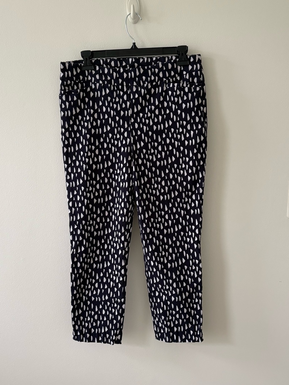 Chico's Women’s Pull-on Black and White Abstract Print Pants